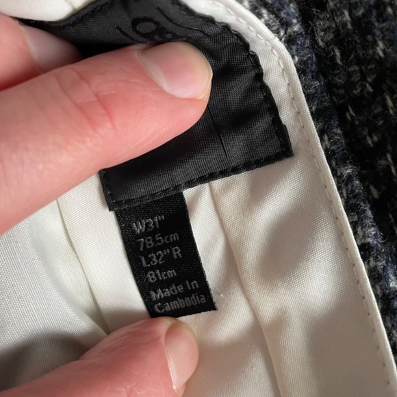 3 Piece Suit 100 percent wool - Picture 7 of 11